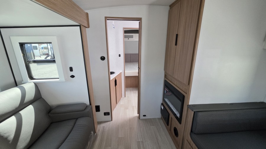 2026 Keystone RV Passport 2450RKWE 8