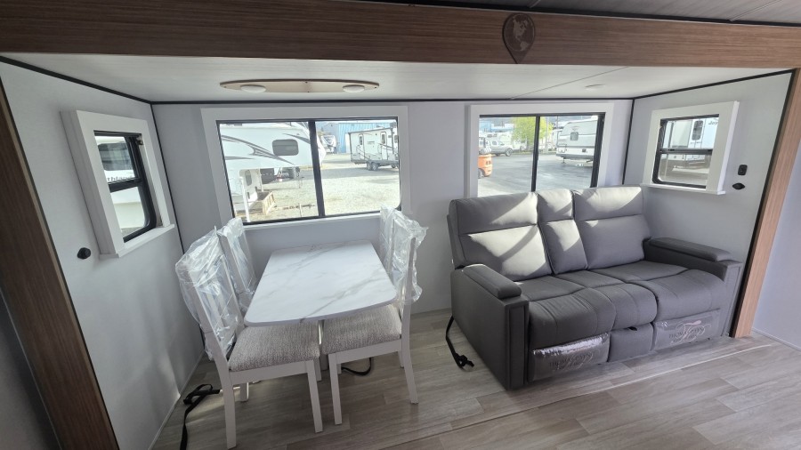 2026 Keystone RV Passport 2605RBWE 7