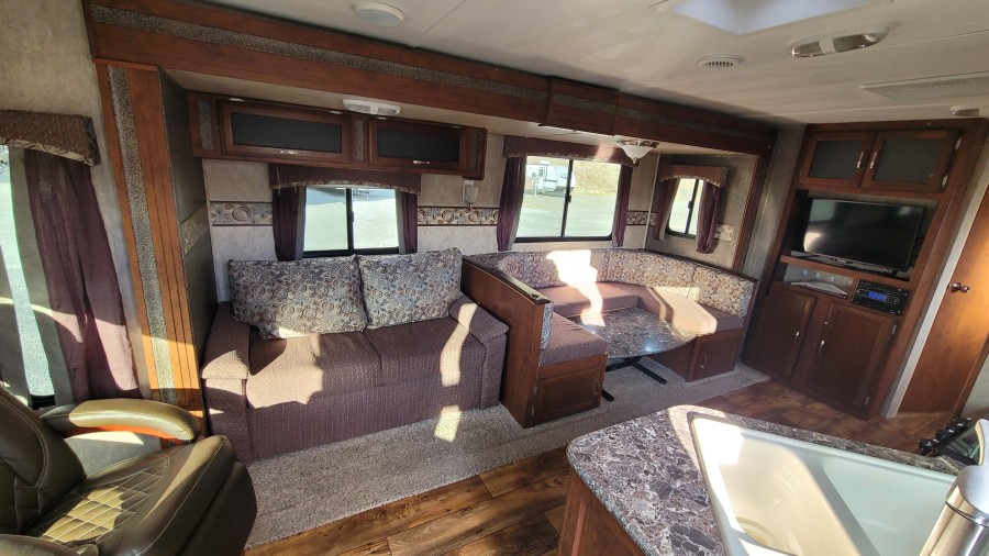 2015 Keystone RV Passport 2890RL 6