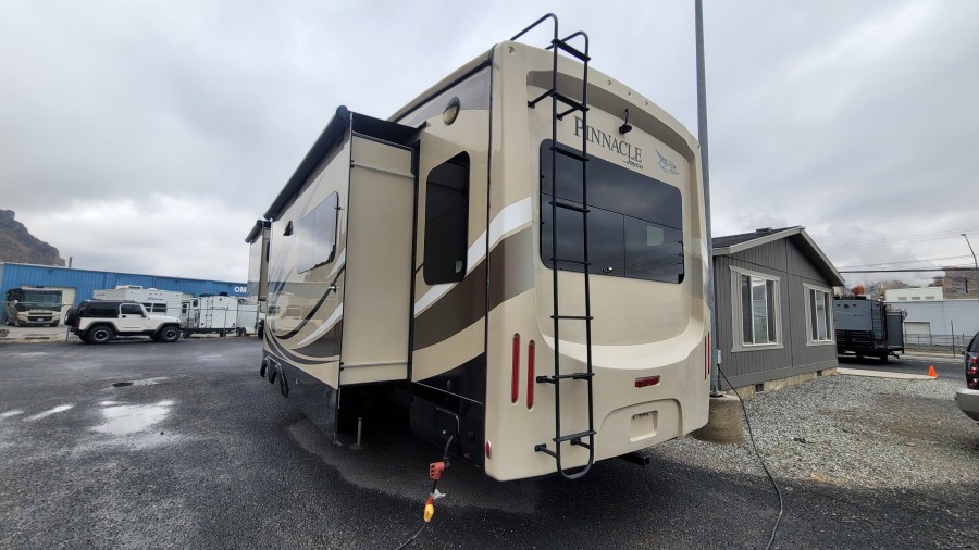 2018 Jayco Pinnacle 36FBTS 2