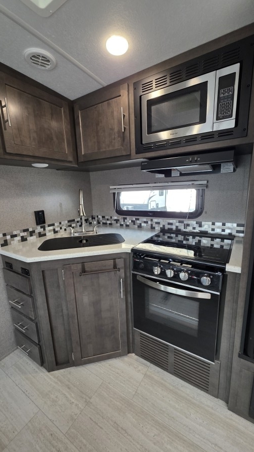 2020 Forest River RV Rockwood 2606WS 8