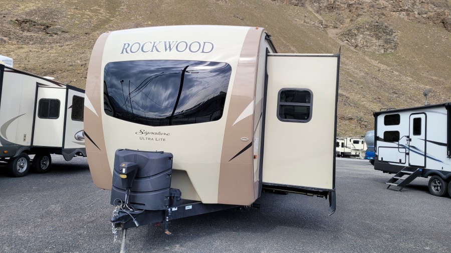 2018 Forest River RV Rockwood 8329SS 1