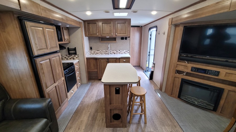 2018 Forest River RV Rockwood 8329SS 10