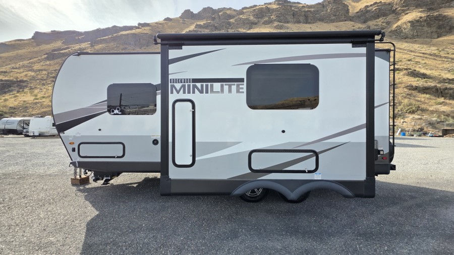 2023 Forest River RV Rockwood Mini Lite 2204S 3