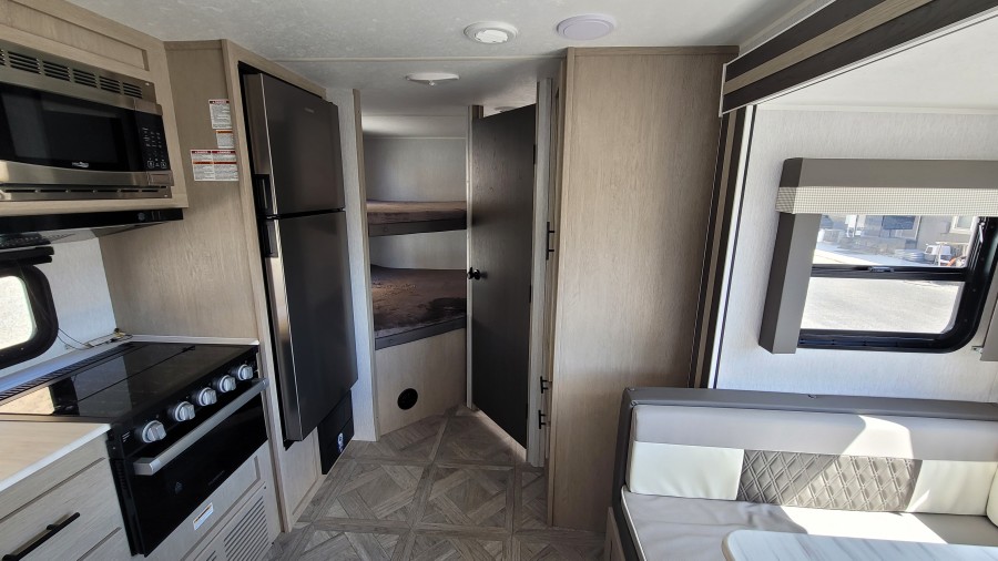 2023 Forest River RV Salem Cruise Lite 243BHXL 6