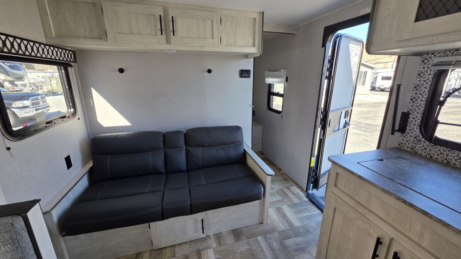 2022 Forest River RV Shasta 25RB 7