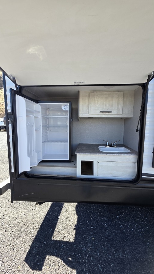 2022 Forest River RV Shasta 25RB 5