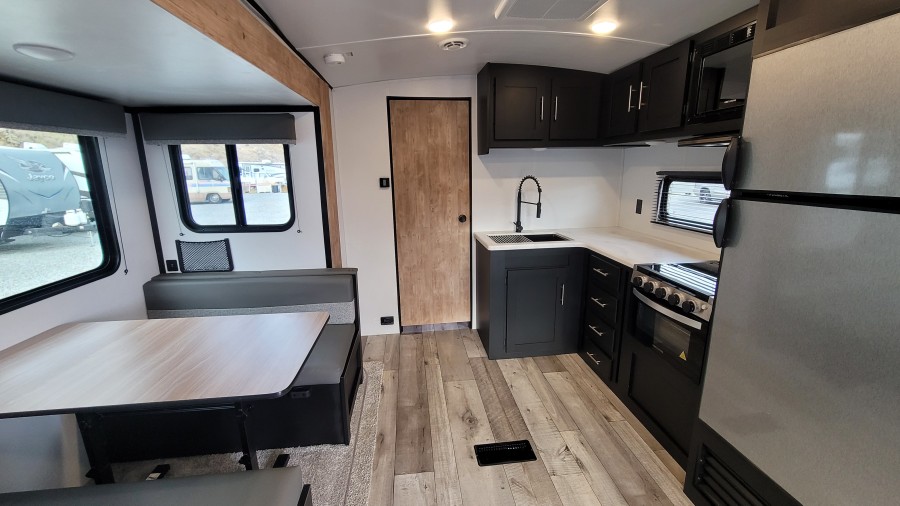 2022 Keystone RV Springdale 285TL 8