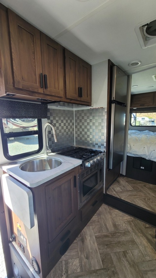 2021 Forest River RV Sunseeker 2350LE 9