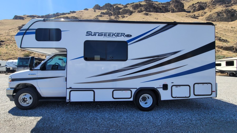 2021 Forest River RV Sunseeker 2350LE 1