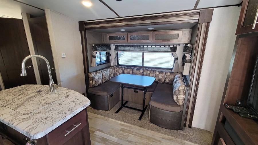 2017 Forest River RV Surveyor 247BHDS 6