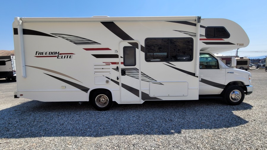 2020 Thor Thor Motor Coach FREEDOM ELITE 26HE 3