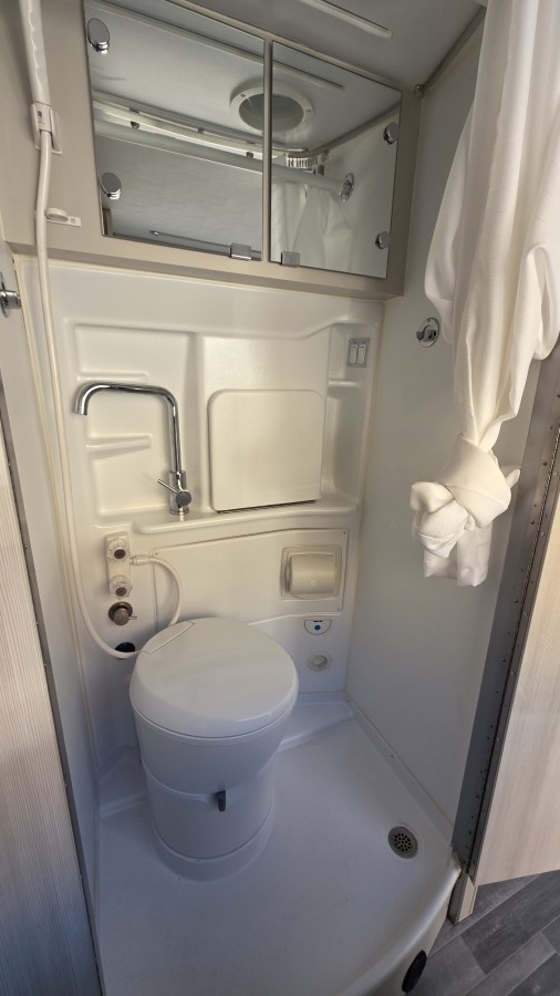 2023 Thor Thor Motor Coach SANCTUARY 19P 12