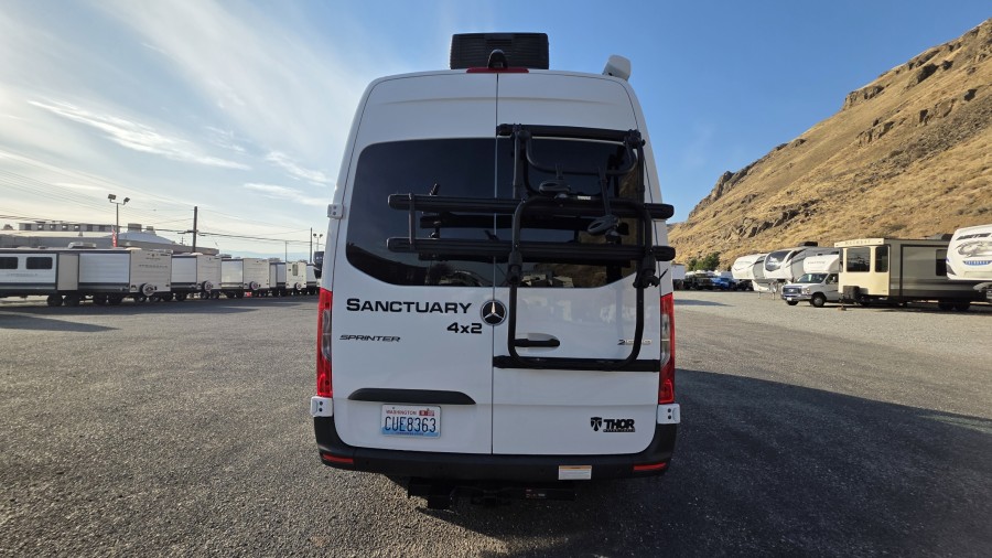 2023 Thor Thor Motor Coach SANCTUARY 19P 3