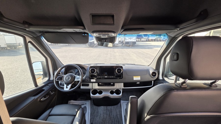 2023 Thor Thor Motor Coach SANCTUARY 19P 11
