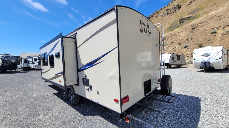 2014 R Vision Trail Lite 26RBS 2