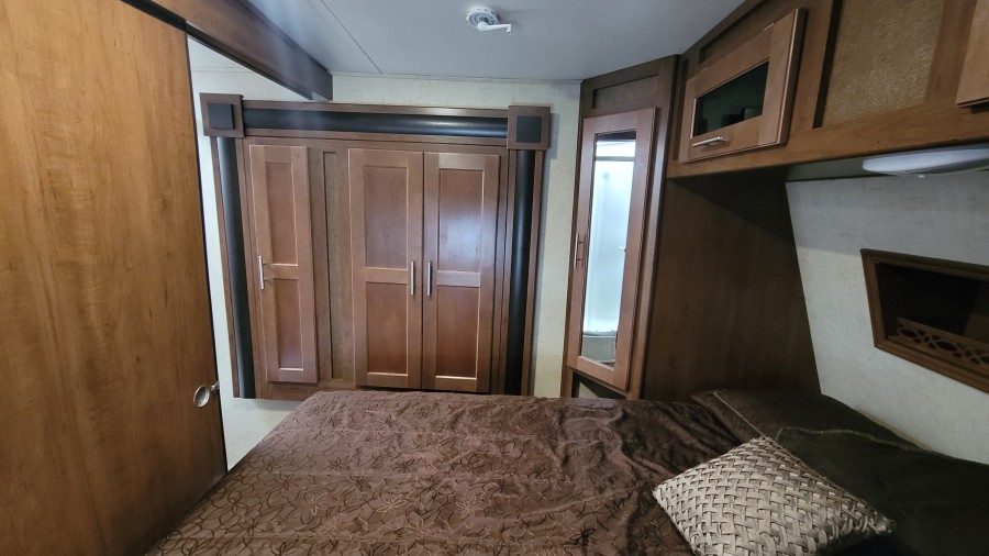 2016 Forest River RV Wildcat 28RKX 12