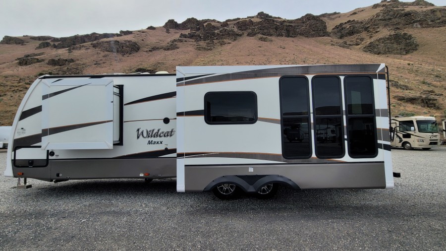 2016 Forest River RV Wildcat 28RKX 1