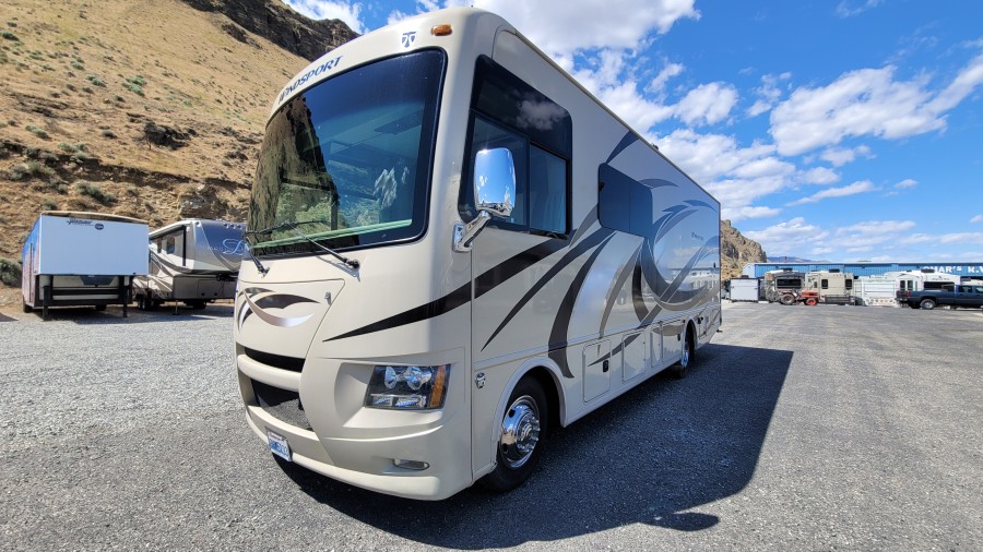 2015 Thor Motor Coach Windsport 27K 0