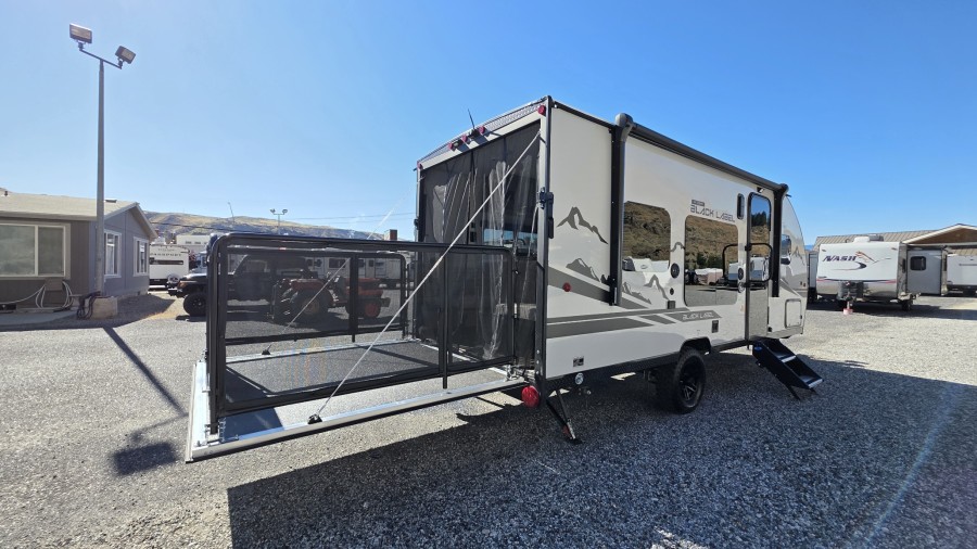 2023 Cherokee Wolf Pup 18RJB 5