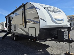RVs-Alpha Wolf-FOREST RIVER 23RD-L