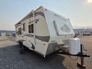 RVs-Arctic Fox-NORTHWOOD