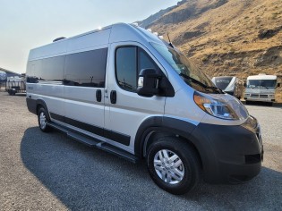 RVs-Thor-DAZZLE 2AB
